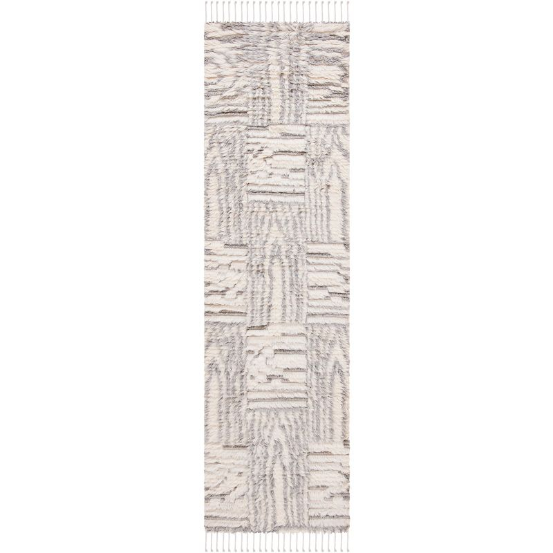 Manhattan MAN464 Hand Knotted Runner Rug - Ivory/Grey - 2'3"x8' - Safavieh.