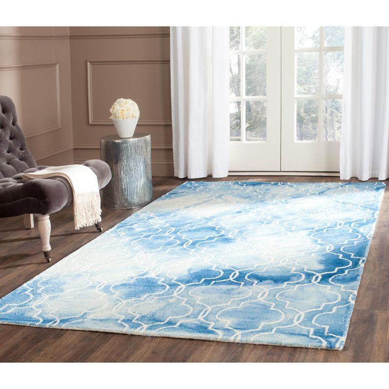 Dip Dye DDY676 Hand Tufted Indoor Accent Rug - Blue/Ivory - 3'x5' - Safavieh