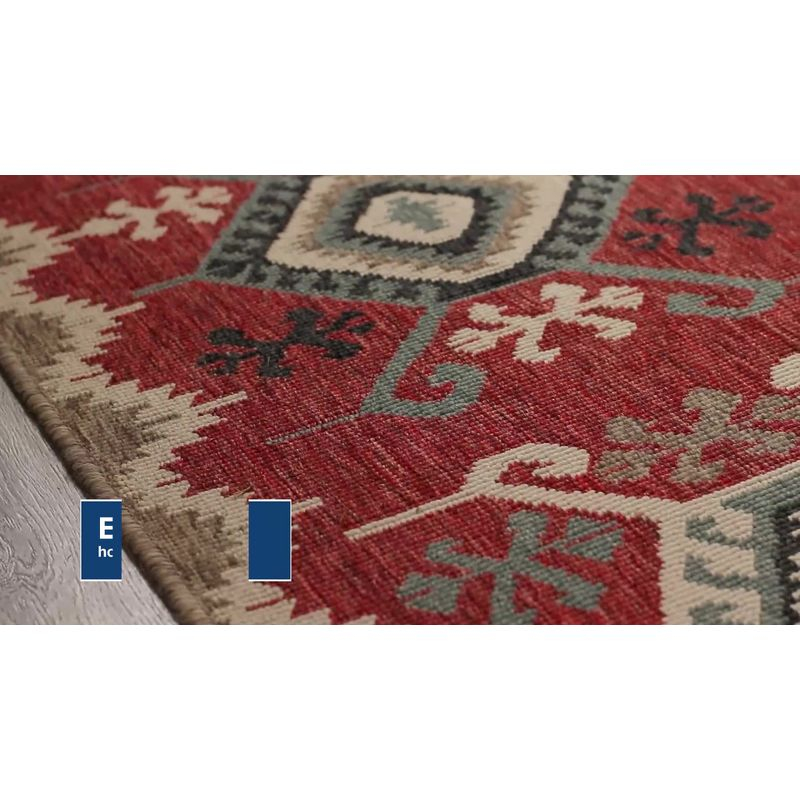 Liora Manne Ravella Falling Leaves Indoor/Outdoor Rug Natural 5' x 7'6"