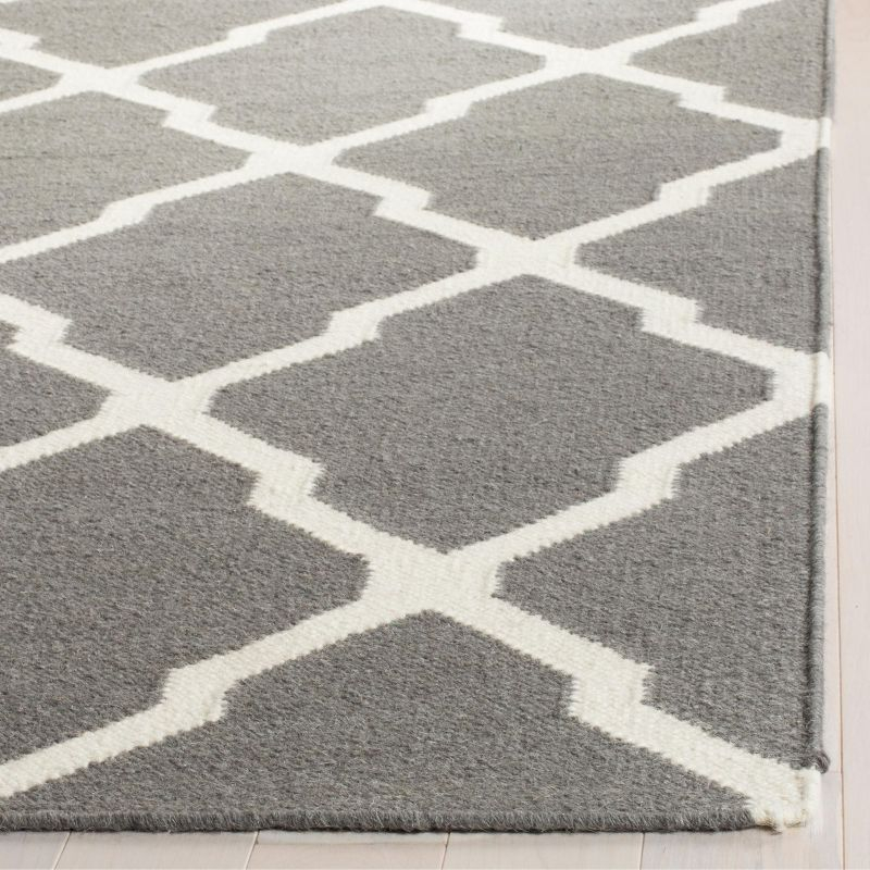 Dhurries DHU634 Hand Woven Area Rug - Grey/Ivory - 6'x6' - Safavieh.