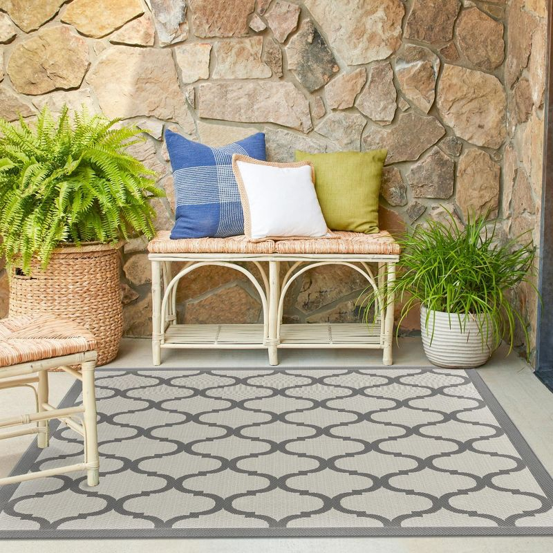 Unique Loom 6' 1 x 6' 1 Square Gray Outdoor Trellis Moroccan Area Rug