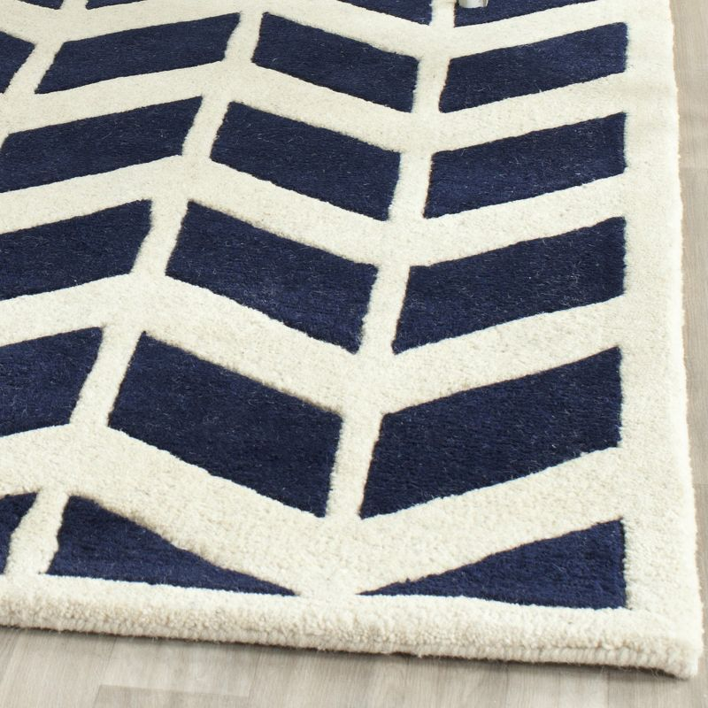 Chatham CHT746 Hand Tufted Area Rug Dark Blue / Ivory 5' X 5'  - Safavieh.