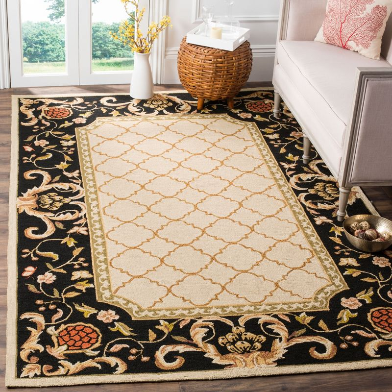 Easy Care EZC753 Hand Hooked Area Rug - Ivory/Black - 4'x6' - Safavieh.