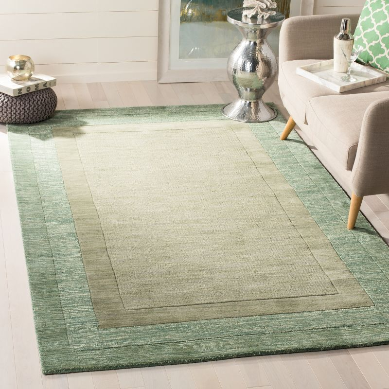 Impressions IM821 Hand Loomed Accent Rug - Green/Beige - 3'x5' - Safavieh