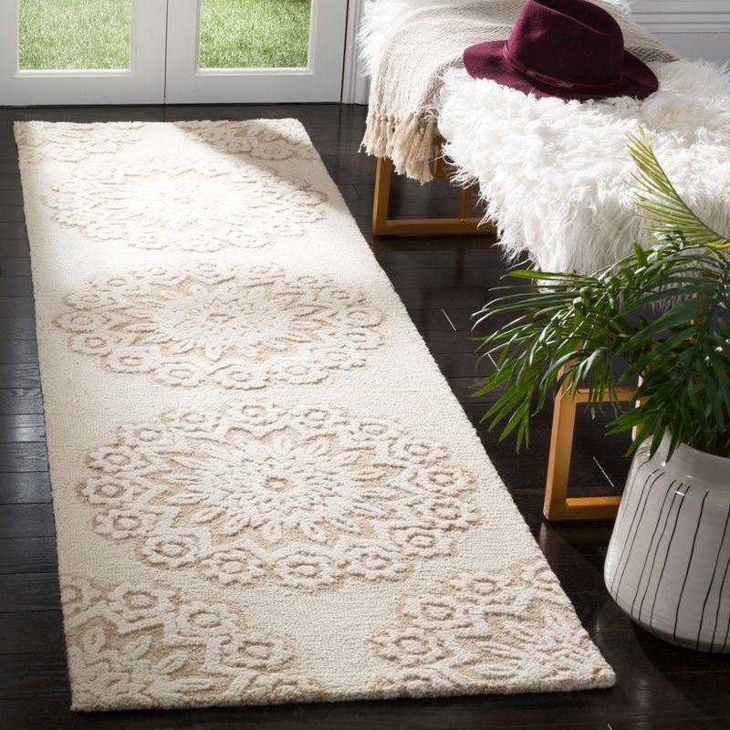Blossom BLM108 Hand Tufted Indoor Runner Rug - Ivory/Beige - 2'3"x6' - Safavieh