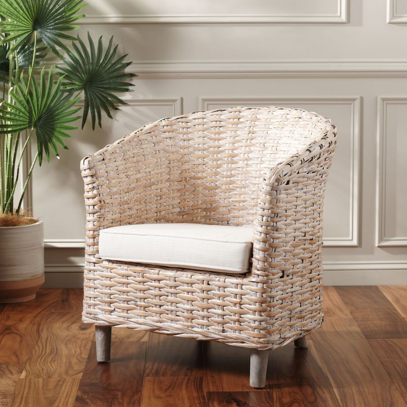 Omni Barrel Chair - FOX6501 - White/White Washed - Safavieh