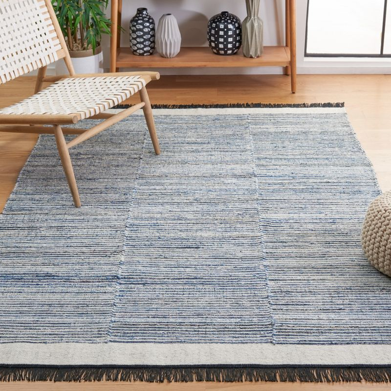 Kilim KLM310 Hand Woven Area Rug - Blue/Ivory - 4'x6' - Safavieh.
