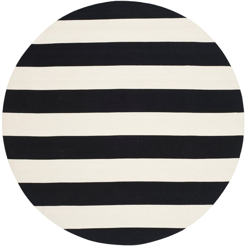 Montauk MTK712 Hand Woven Area Rug - Black/Ivory - 4' round - Safavieh.