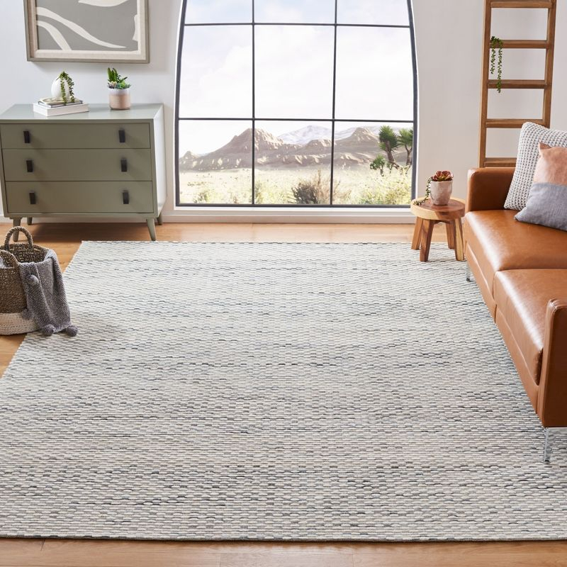 Marbella MRB158 Hand Woven Indoor Accent Rug - Beige/Blue - 3'x5' - Safavieh