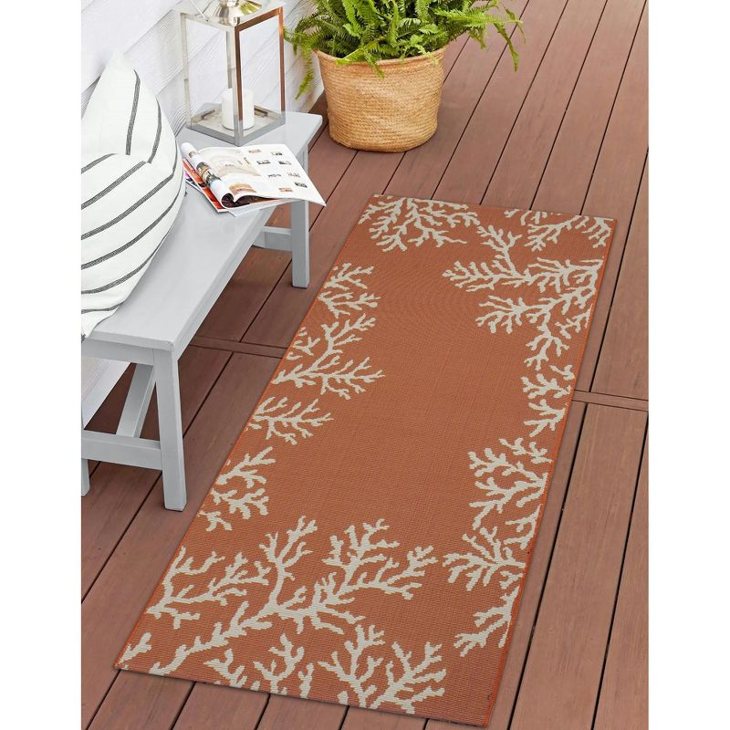 Liora Manne Esencia Coral Edge Indoor/Outdoor Mat Sunset 1'11" x 4'11"