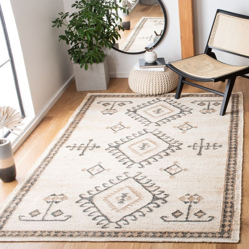 Kilim KLM762 Flat Weave Accent Rug - Ivory/Black - 3'x5' - Safavieh