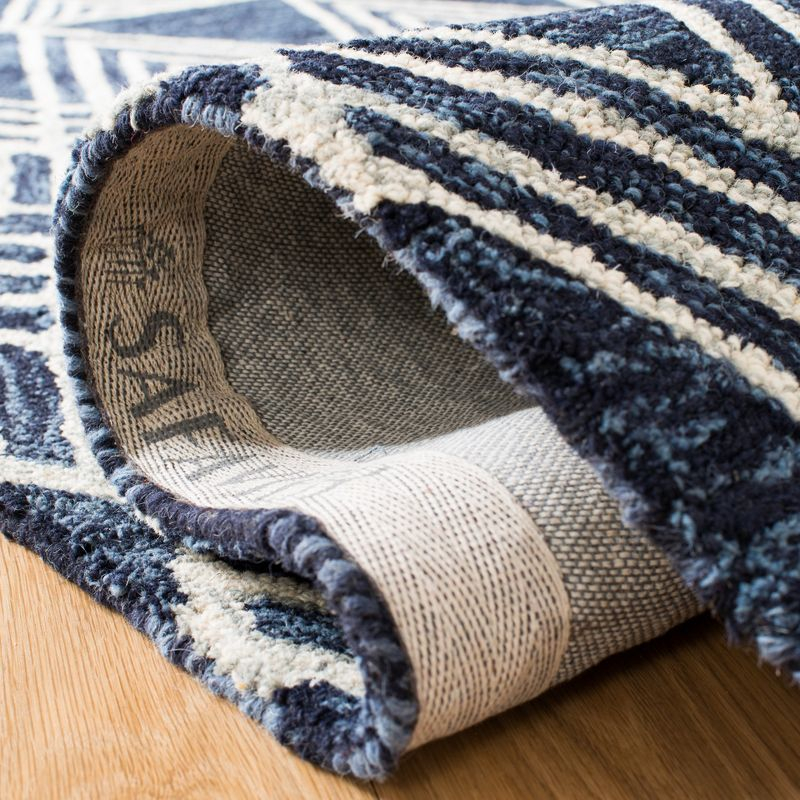 Micro-Loop MLP155 Hand Tufted Area Rug - Navy/Ivory - 5'x5' - Safavieh.