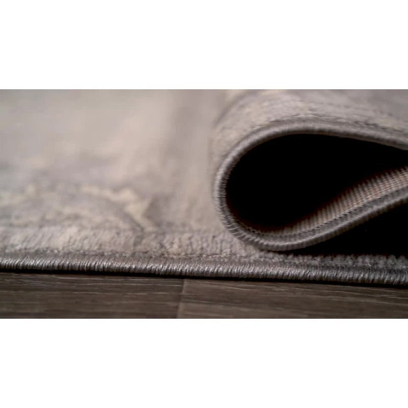 6' Round Modern Persian Vintage Moroccan Medallion Area Rug, Light Gray - JONATHAN Y