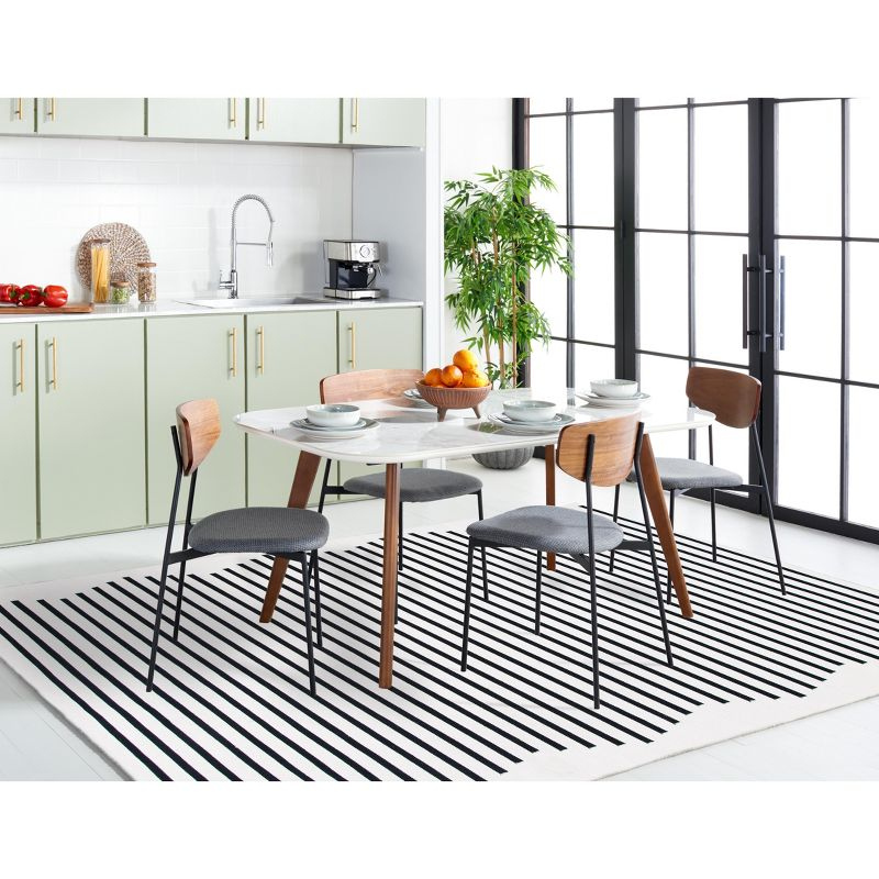 Montauk MTK313 Hand Woven Indoor Accent Rug - Ivory/Black - 4'x6' - Safavieh