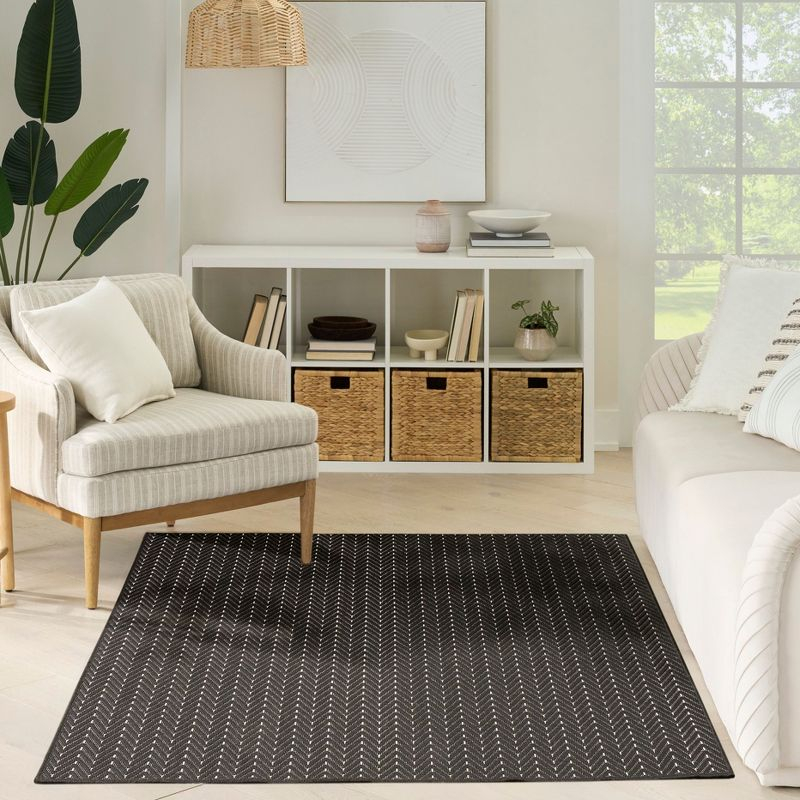Nourison Horizon Indoor/Outdoor 4' x 6' Black Modern Rug