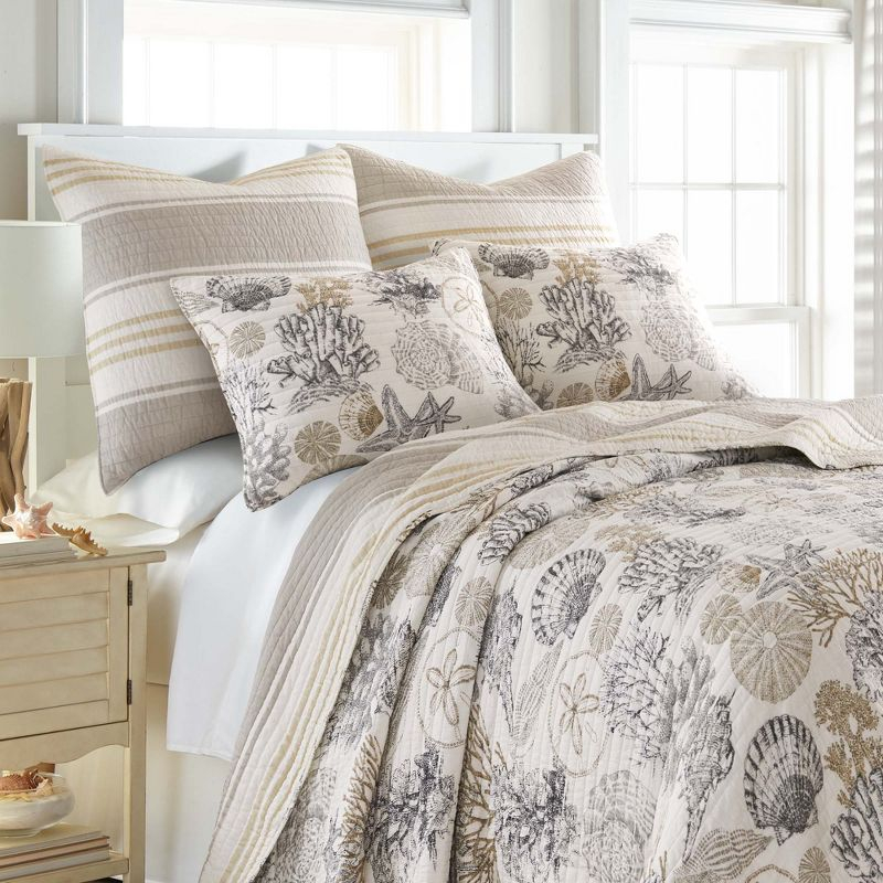 Caspian Sea Full/Queen Quilt Set - One Full/Queen Quilt and Two Standard Shams - Levtex Home