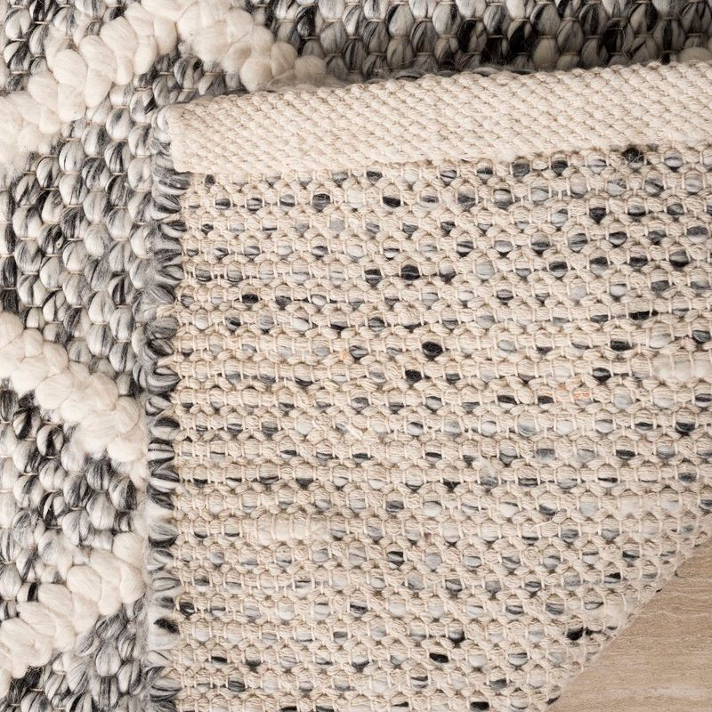 Natura NAT711 Hand Woven Indoor Accent Rug - Ivory/Black - 2'x3' - Safavieh.