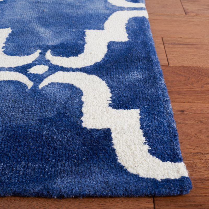 Dip Dye DDY536 Hand Tufted Indoor Area Rug - Navy/Ivory - 7'x7' - Safavieh