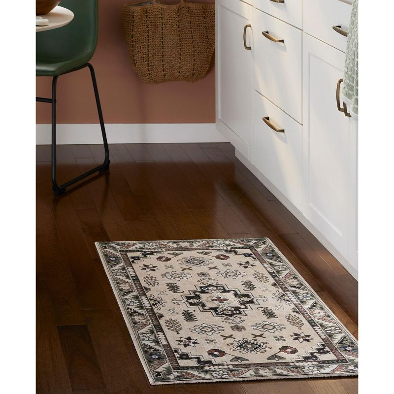 Town & Country Living TOWN & COUNTRY LUXE Livie Everwash Non-Slip Backing Kitchen Mat