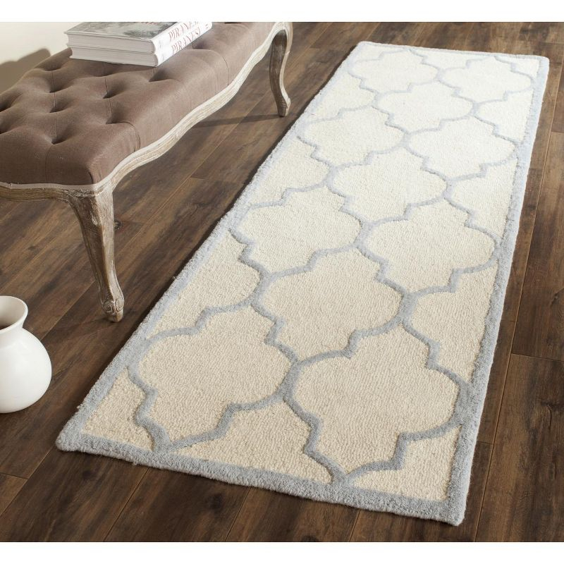 Cambridge CAM134 Tufted Indoor Runner Rug - Ivory/Light Blue - 2'6"x8' - Safavieh
