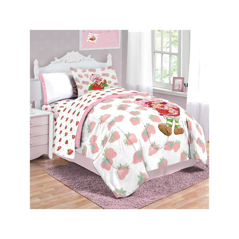 Jay Franco Strawberry Shortcake Full Bed Set