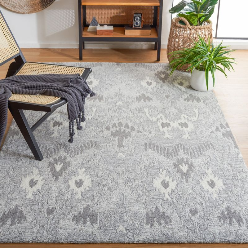Ikat IKT652 Hand Tufted Area Rug - Grey/Ivory - 6'x6' - Safavieh.