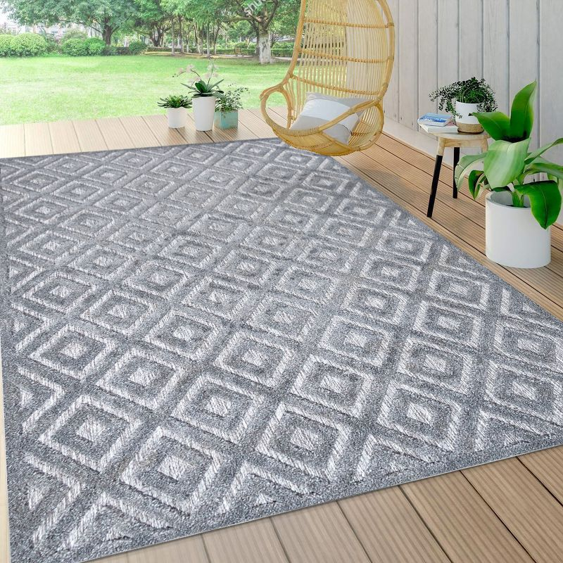 3'x5' Portmany Neutral Diamond Trellis Indoor/Outdoor Area Rug, Dark Gray - JONATHAN Y