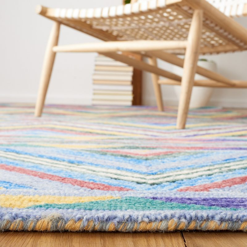 Metro MET251 Hand Tufted Area Rug - Red/Blue - 6'x6' - Safavieh..