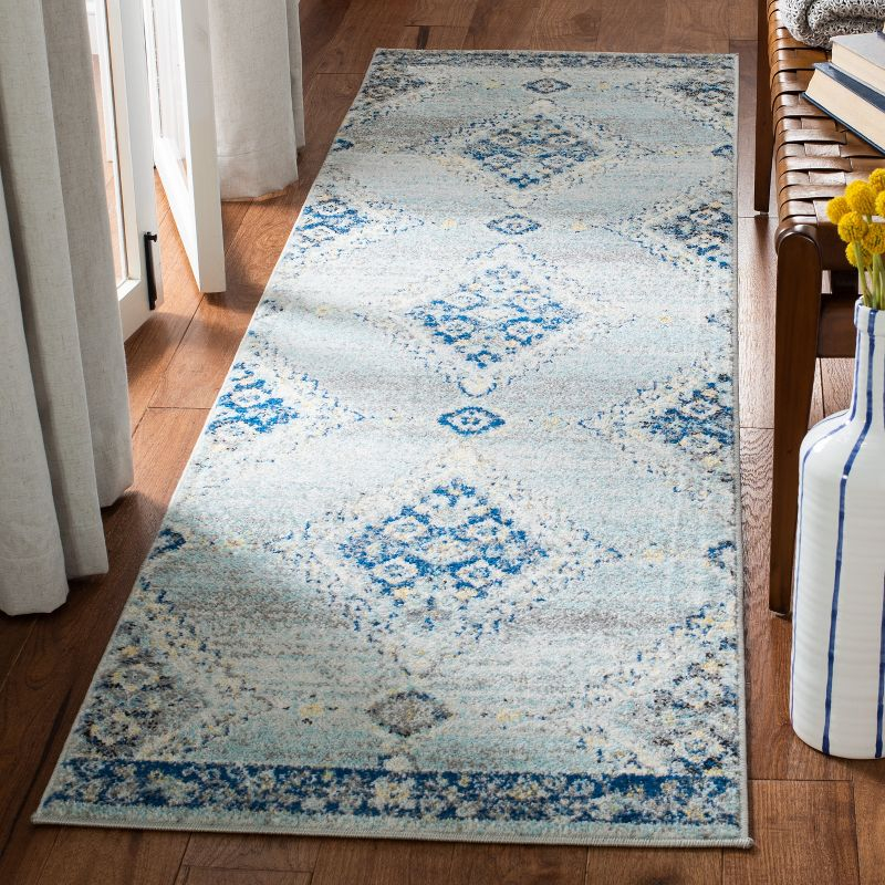 Madison MAD615 Power Loomed Runner Rug - Grey/Cream - 2'3"x6' - Safavieh.