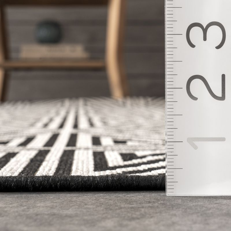 nuLOOM Kelsey Modern Abstract Indoor and Outdoor Area Rug