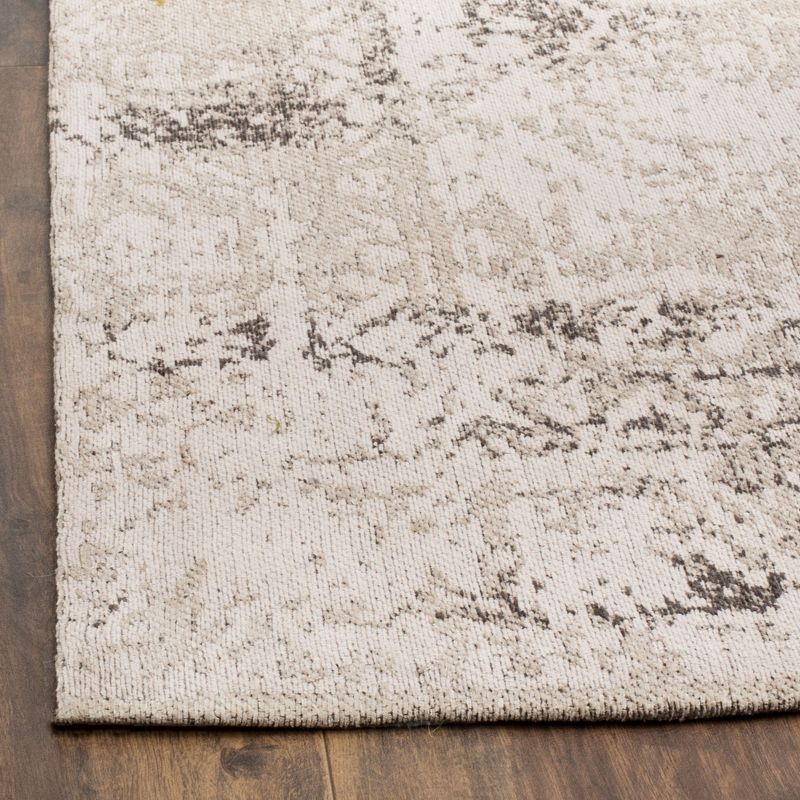Classic Vintage CLV125 Power Loomed Area Rug - Anthracite - 4'x6' - Safavieh.