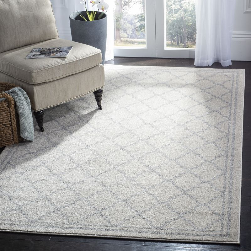 Amherst AMT422 Power Loomed Indoor Area Rug - Beige/Light Grey - 6'x9' - Safavieh