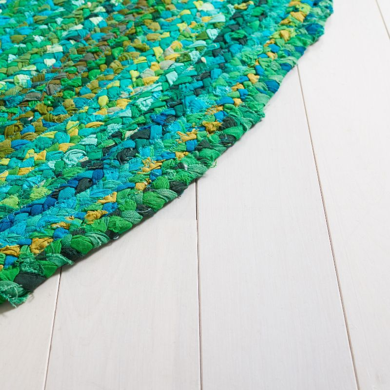 Braided BRD452 Hand Woven Indoor Area Rug - Green - 4'x6' Oval - Safavieh