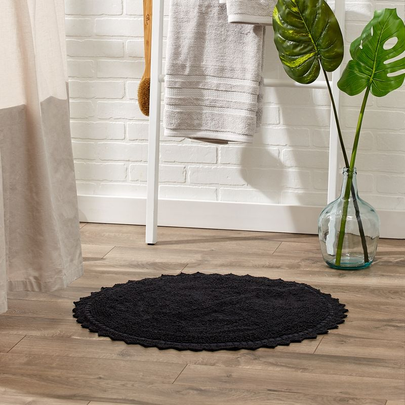 Design Imports Black Round Crochet Bath Mat