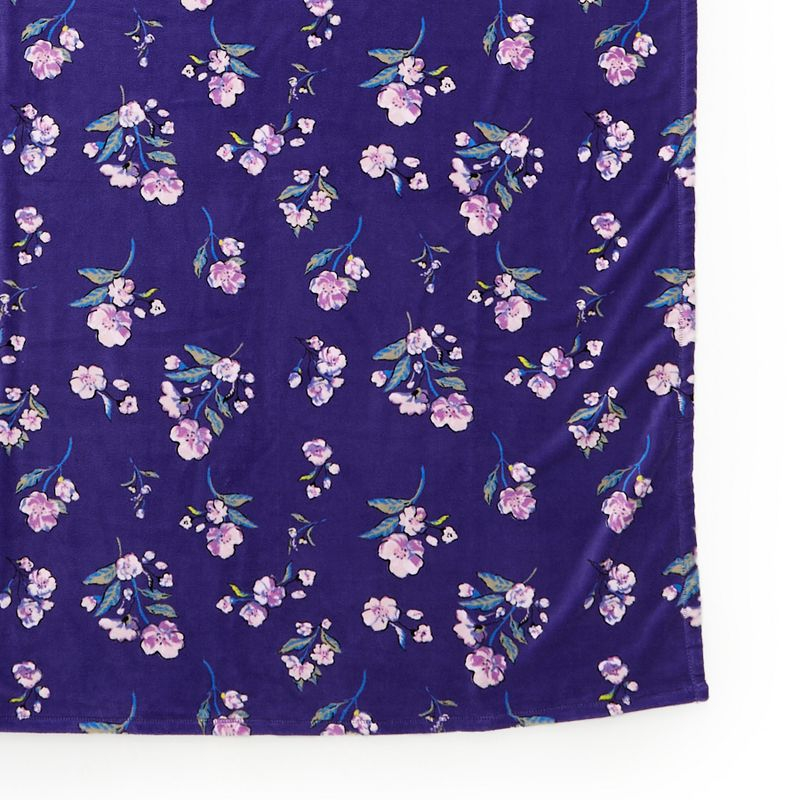 Vera Bradley Women's Outlet Fleece Throw Blanket Wild Roses