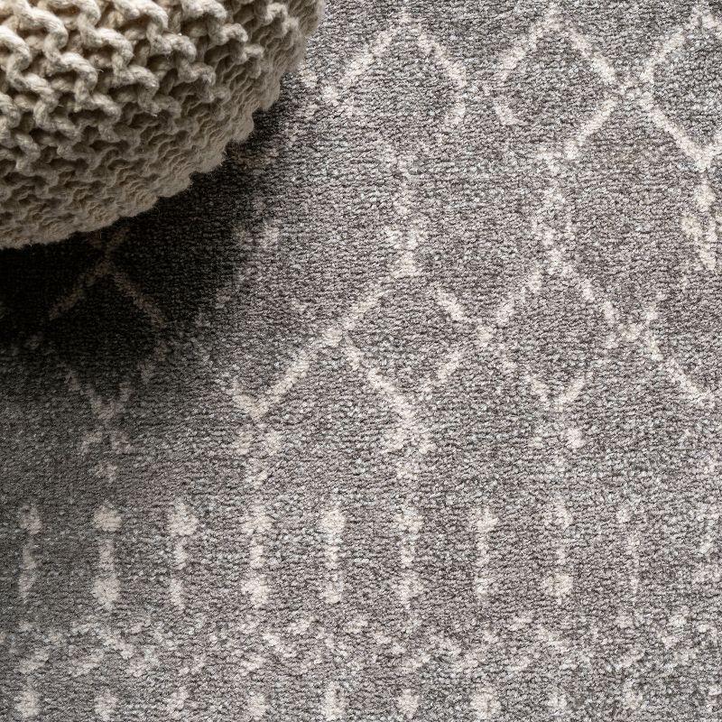 JONATHAN Y Moroccan HYPE Boho Vintage Diamond Gray/Ivory 5' Square Area Rug