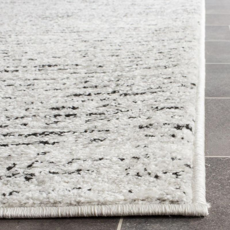 Adirondack ADR117 Machine Made Indoor Runner - Ivory/Silver - 2'-6"x22' - Safavieh