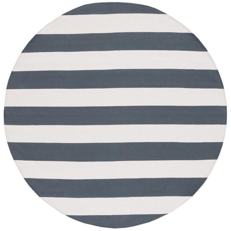 Montauk MTK712 Hand Woven Indoor Area Rug - Grey/Ivory - 6' Round - Safavieh