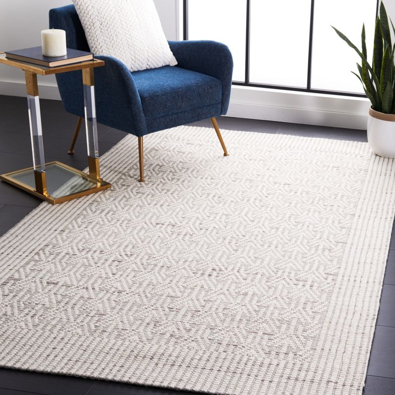 Marbella MRB431 Hand Woven Indoor Area Rug - Ivory/Beige - 5'x8' - Safavieh