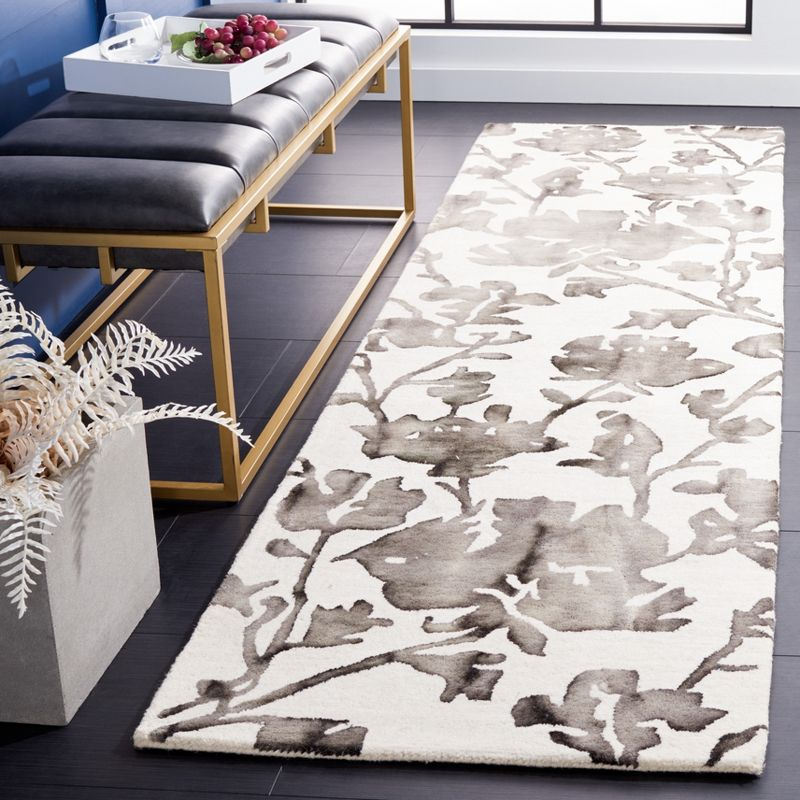 Dip Dye DDY716 Hand Tufted Runner Rug - Ivory/Charcoal - 2'3"x8' - Safavieh.
