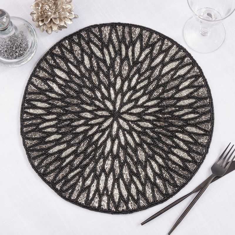 Saro Lifestyle Beaded Design Placemat (Set of 4), Black, 15" Round