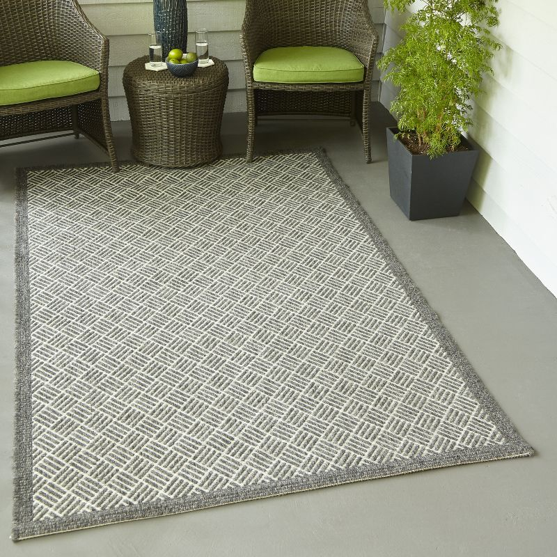 3'11"x5'7" Geometric Loomed Accent Rug Charcoal - Momeni: Contemporary Indoor/Outdoor Low Pile Area Rug
