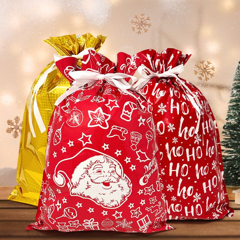 Wrapables Aluminum Foil Christmas Holiday Drawstring Gift Bags for Party Favors, Goodie Bag, Treats, Gift Wrap, Parties Red & Green (Set of 10)