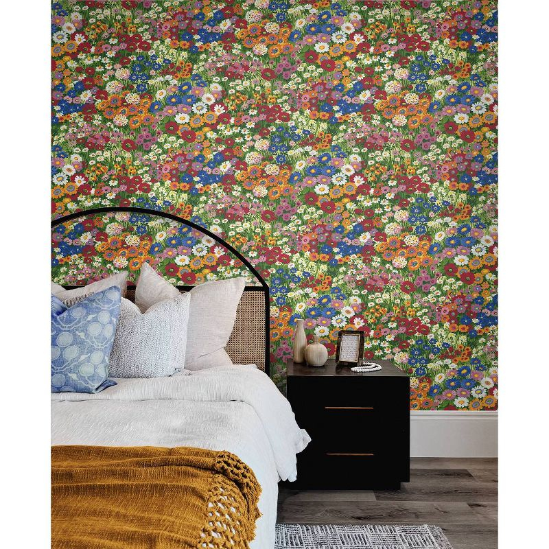 NextWall Floral Meadow Peel and Stick Wallpaper: Self-Adhesive Vinyl, Botanical Pattern, Smooth Finish, 30.75 Sq Ft Coverage
