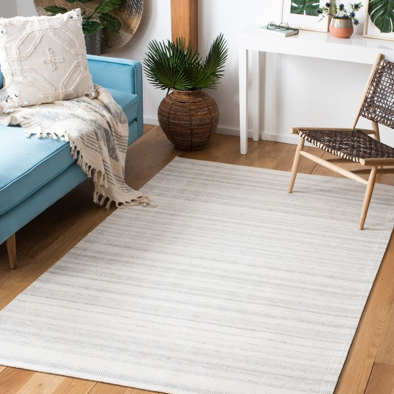 Marbella MRB313 Hand Woven Area Rug - Grey/Ivory - 6'x6' - Safavieh.