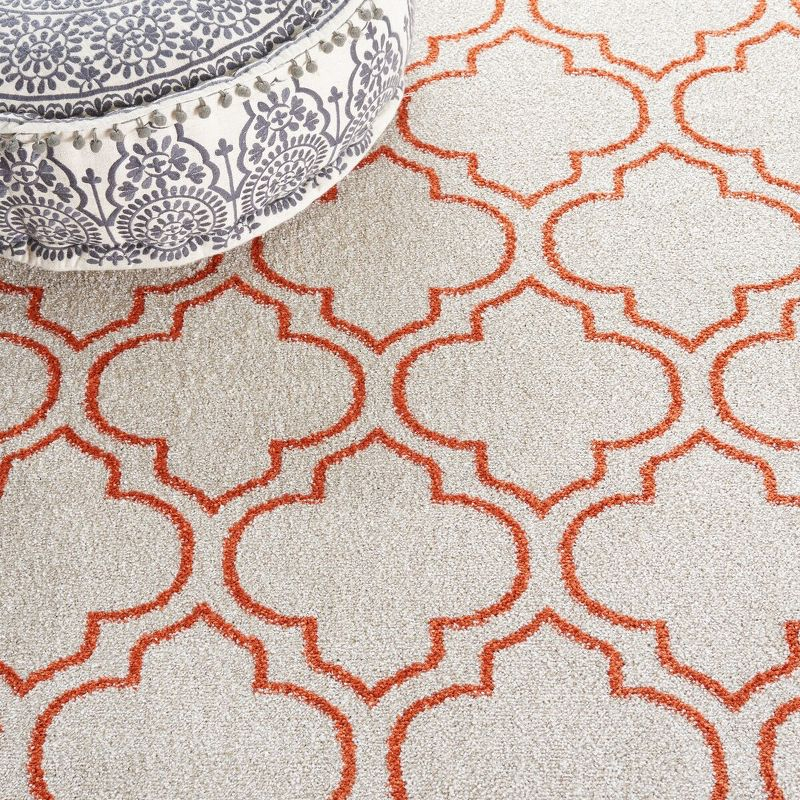 Amherst AMT412 Power Loomed Accent Rug - Ivory/Orange - 2'6"x4' - Safavieh.