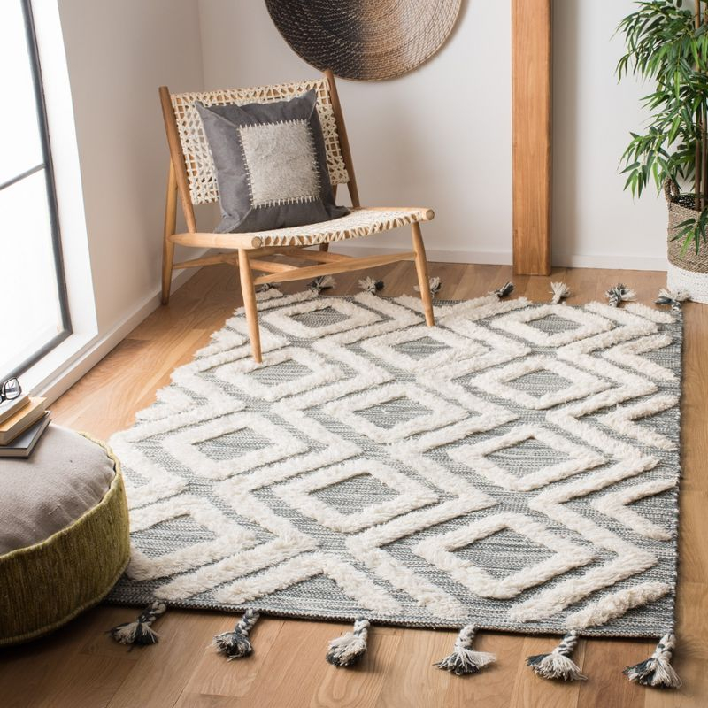 Kenya KNY331 Hand Tufted Area Rug - Teal/Ivory - 3'x5' - Safavieh.