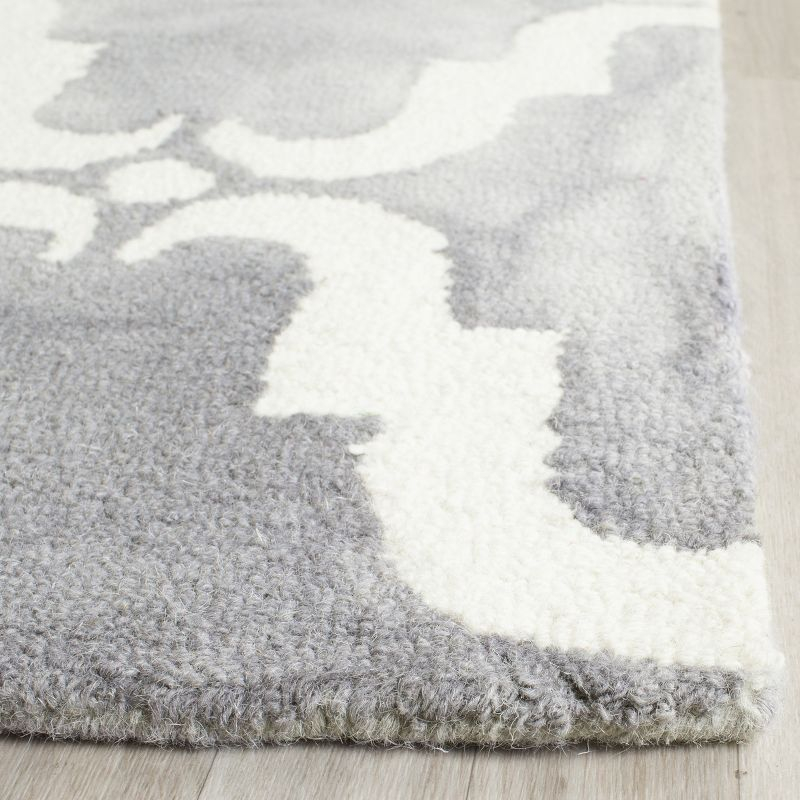 Dip Dye DDY536 Hand Tufted Indoor Accent Rug - Grey/Ivory - 2'x3' - Safavieh