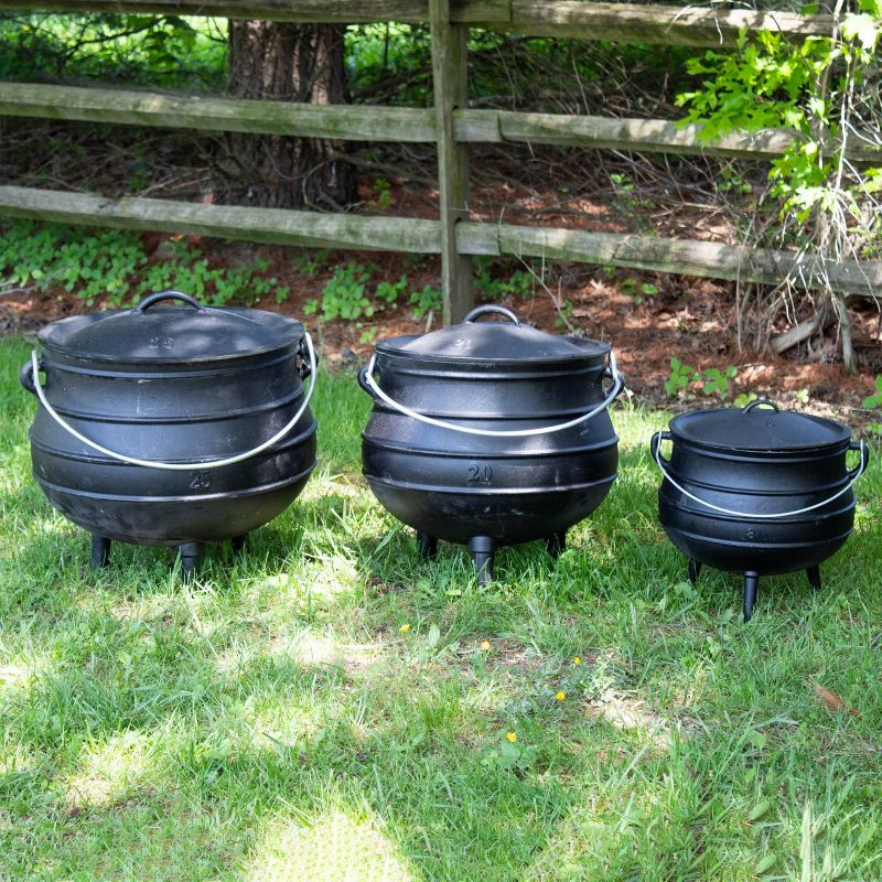 Lehman's Campfire Cooking Kettle Pot - Cast Iron Potje Dutch Oven with 3 Legs and Lid, 15.25 inch, 4.75 Gallon