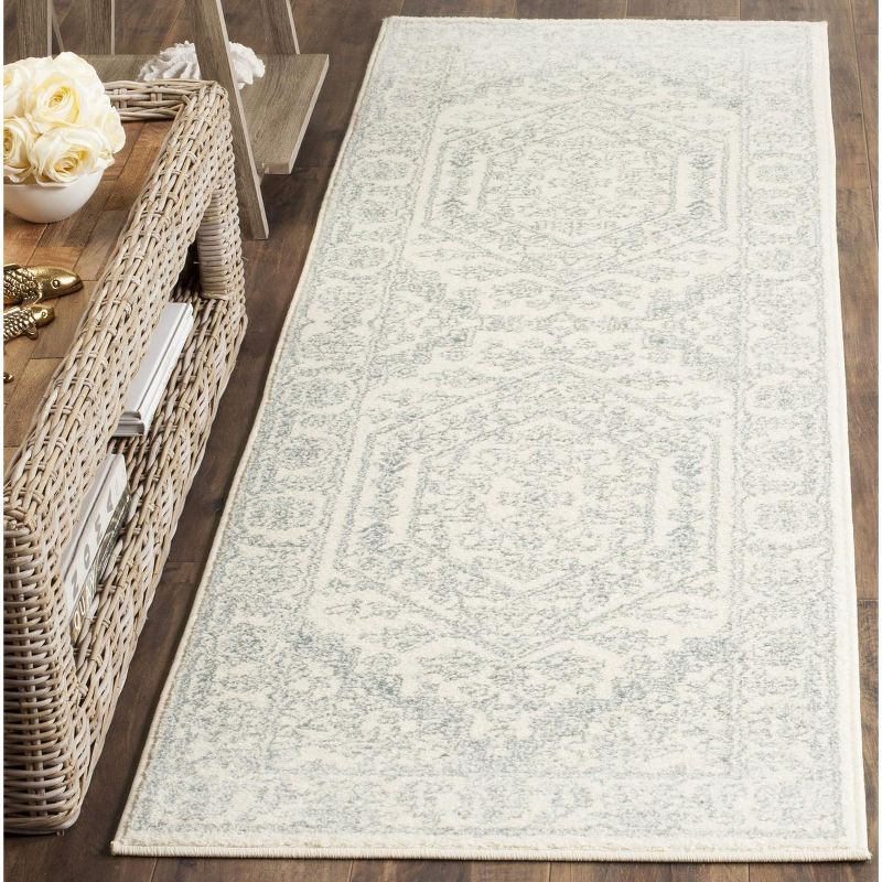 Adirondack ADR108 Machine Made Indoor Accent Rug - Ivory/Slate - 2'-6"x4' - Safavieh